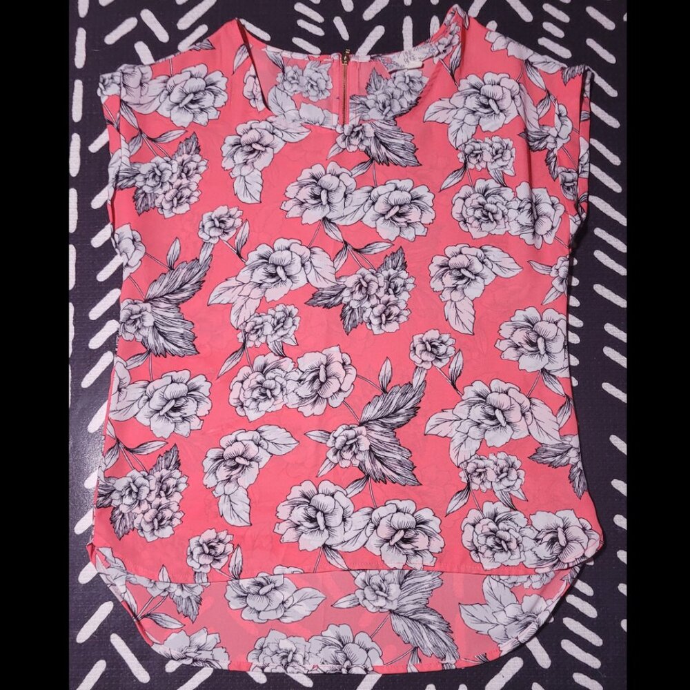 Pink Rose Bright Coral and White Floral Blouse EUC